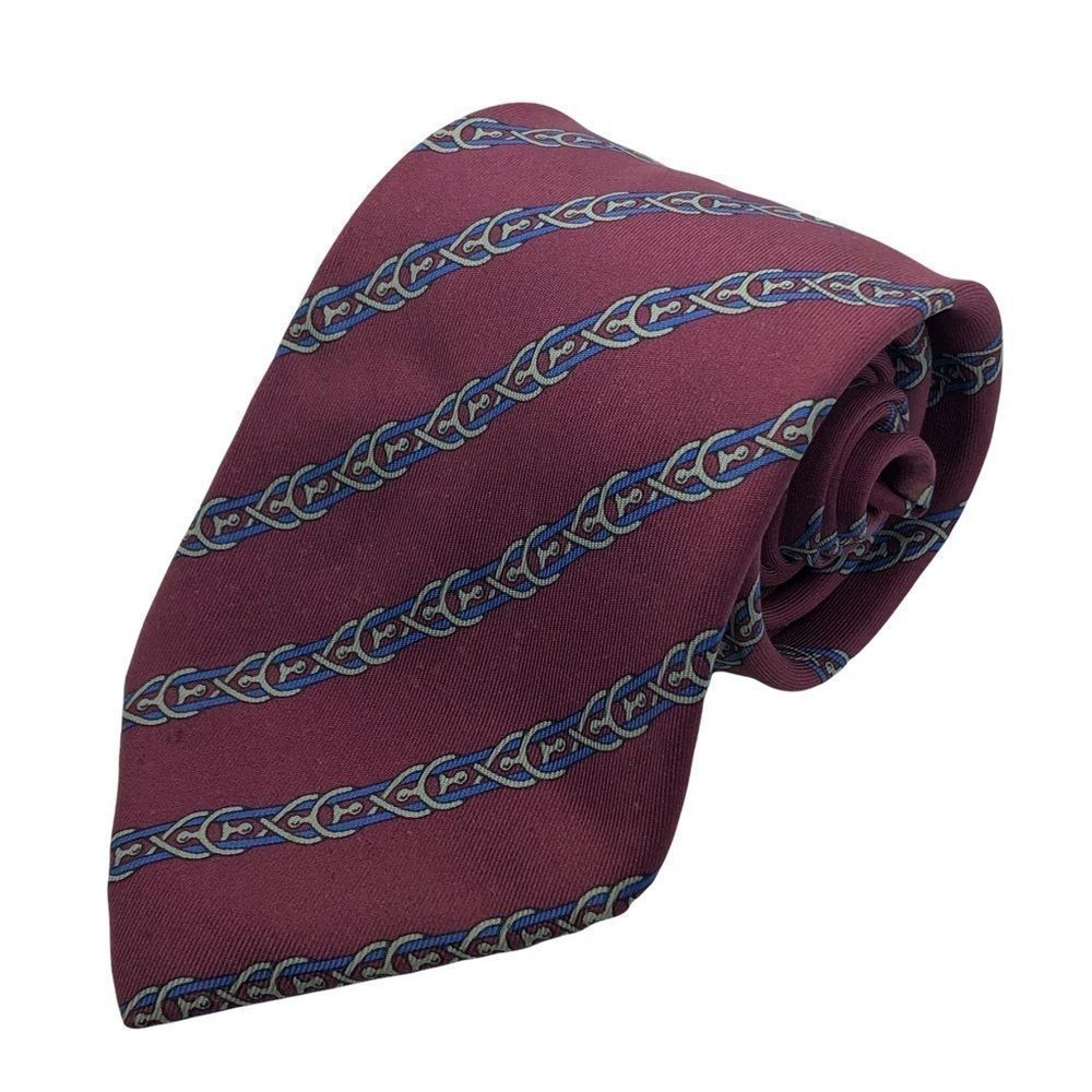 Hermes Paris Ties 7152 Fa Silk Red 3.5” Width 56” Length Made In France